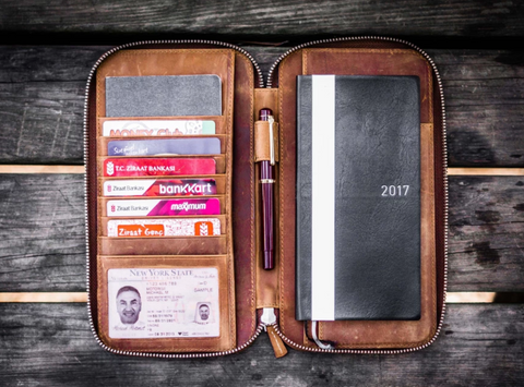 Galen Leather Zippered Hobonichi Weeks Cover - Crazy Horse Brown