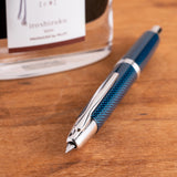 Pilot Vanishing Point Fountain Pen - Blue Carbonesque